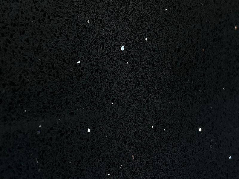 Lustre Black